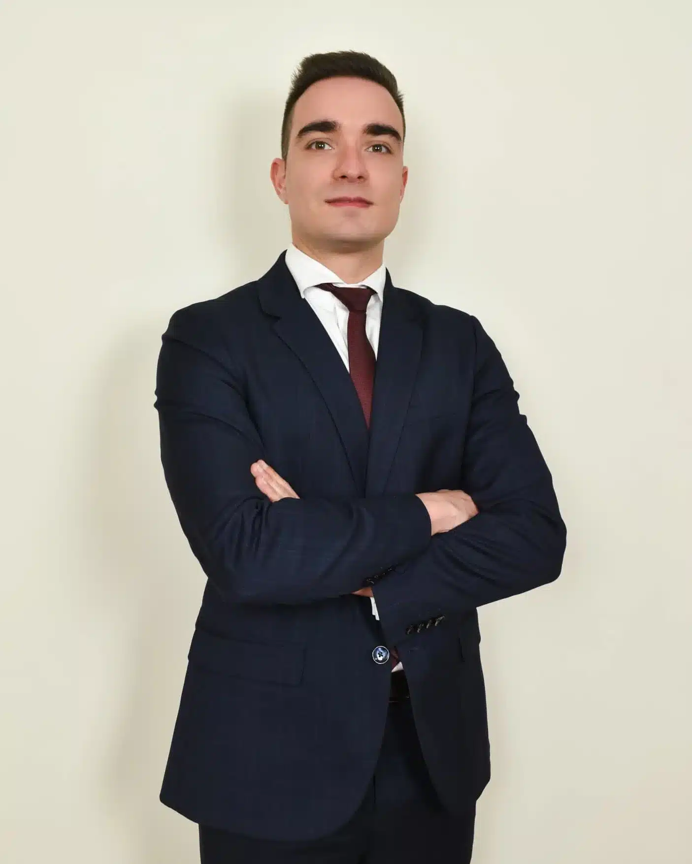 Víctor Escudero — Abogado especialista en reclamaciones a aerolíneas Retrato de Víctor Escudero, abogado senior en el equipo.